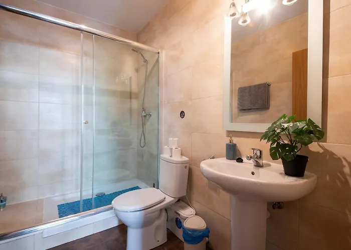 Legazpi, Amplio, Moderno Y Centrico Apartament *