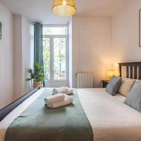 Legazpi, Amplio, Moderno Y Centrico 公寓